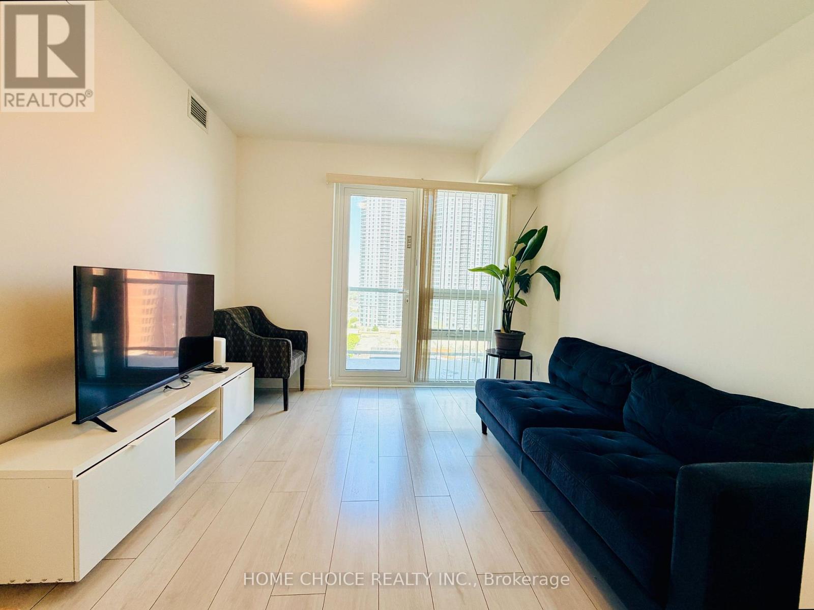 1106 - 2033 Kennedy Road, Toronto, Ontario  M1T 0B9 - Photo 11 - E13147254