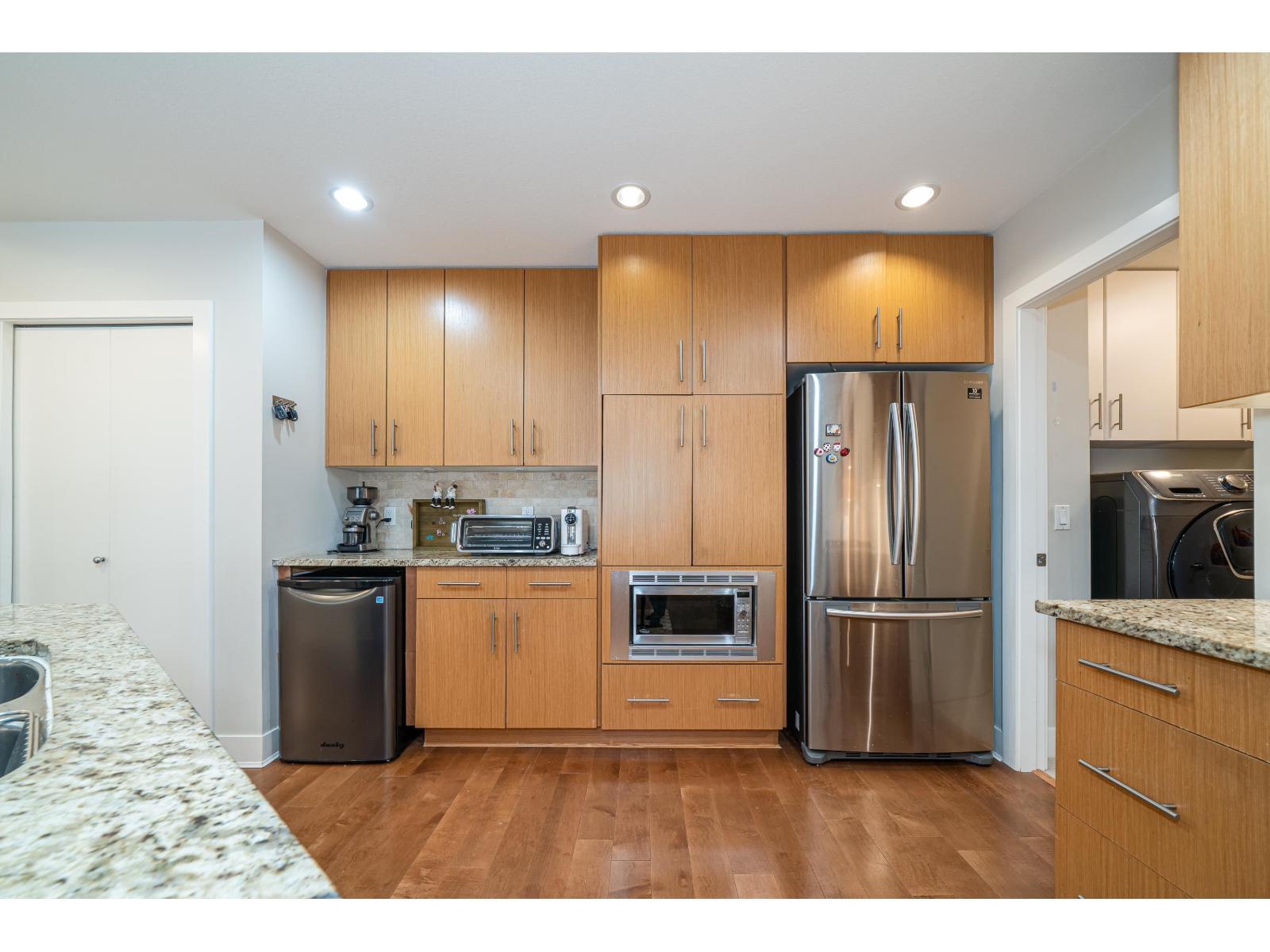 201 16477 64 Avenue, Surrey, British Columbia  V3S 6V7 - Photo 6 - R3125454