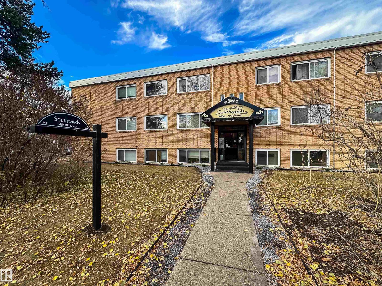 #3 8406 104 ST NW, edmonton, Alberta