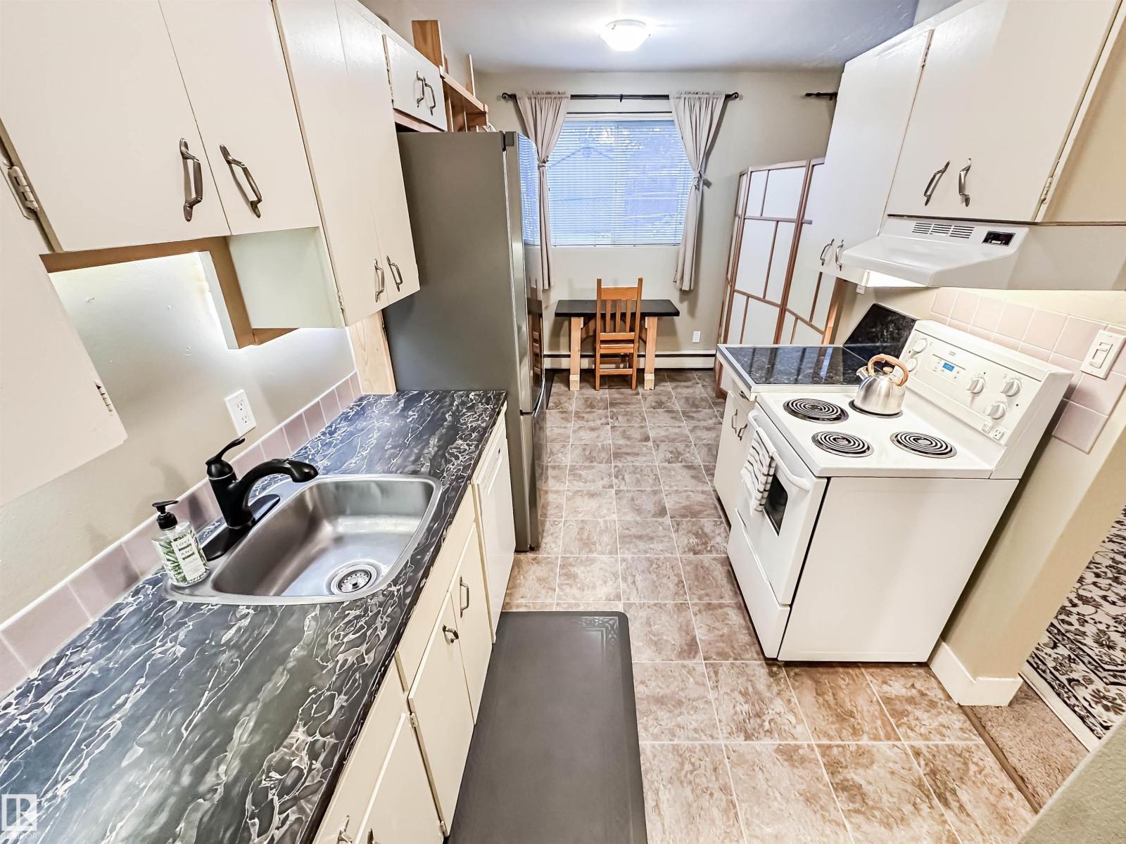 #3 8406 104 St Nw, Edmonton, Alberta  T6E 4G2 - Photo 18 - E4488685