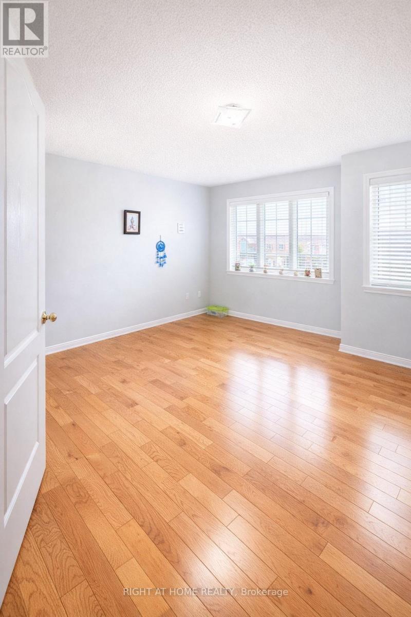 4721 Colombo Cres Crescent, Mississauga, Ontario  L5M 7R3 - Photo 11 - W13147240