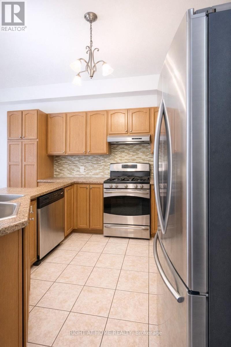 4721 Colombo Cres Crescent, Mississauga, Ontario  L5M 7R3 - Photo 7 - W13147240