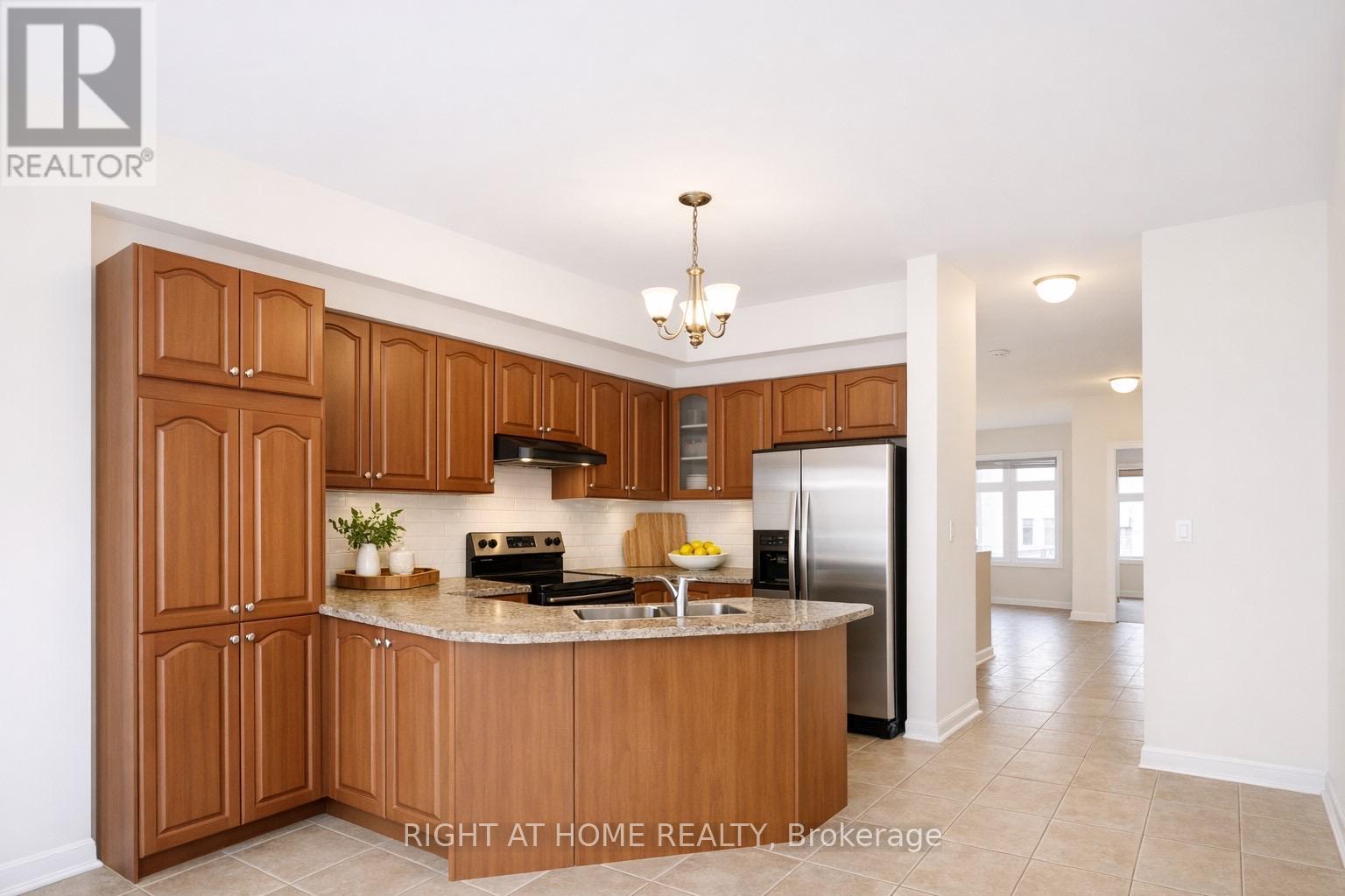 4721 Colombo Cres Crescent, Mississauga, Ontario  L5M 7R3 - Photo 8 - W13147240