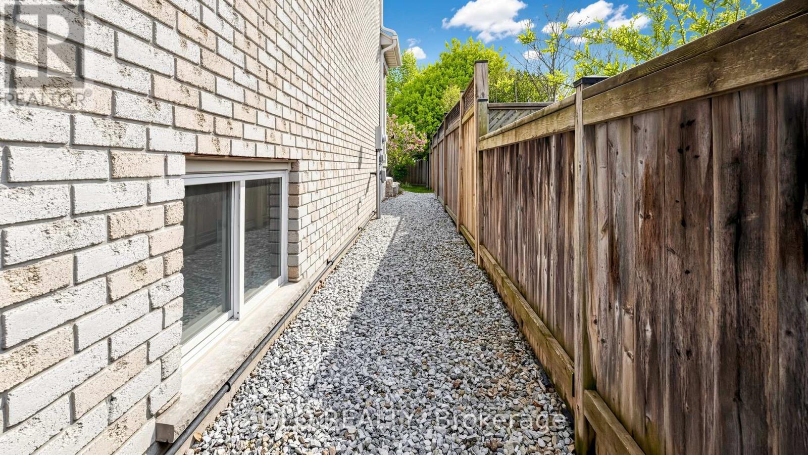 5 Gaal Court, Brantford, Ontario  N3T 6R4 - Photo 37 - X13147250