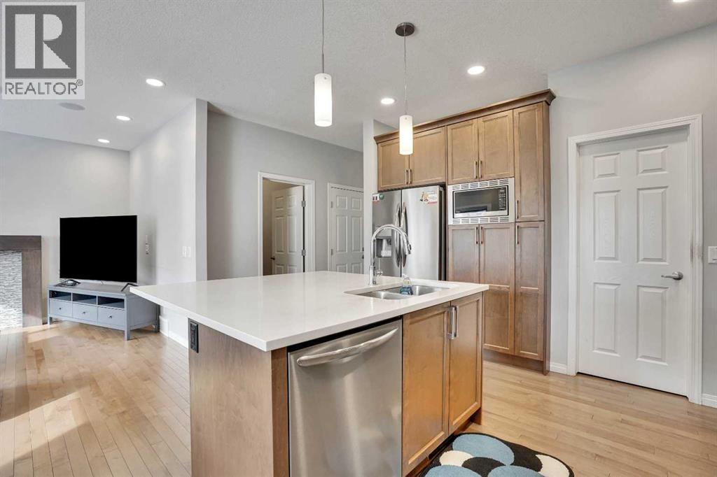 148 Savanna Close NE, Calgary, Alberta  T3J 0X8 - Photo 3 - A2312704