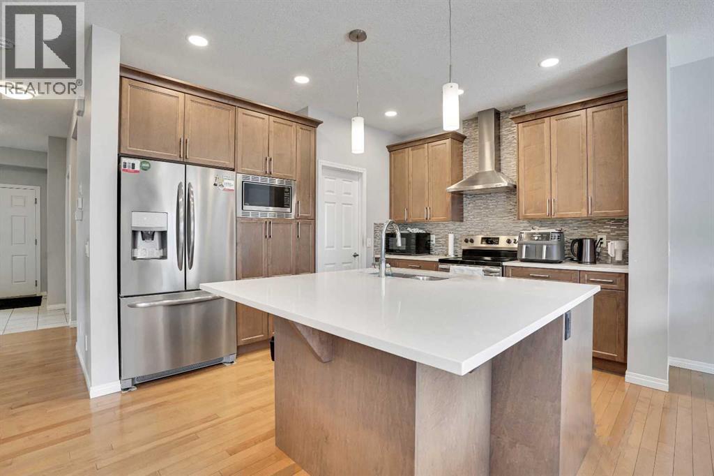 148 Savanna Close NE, Calgary, Alberta  T3J 0X8 - Photo 4 - A2312704