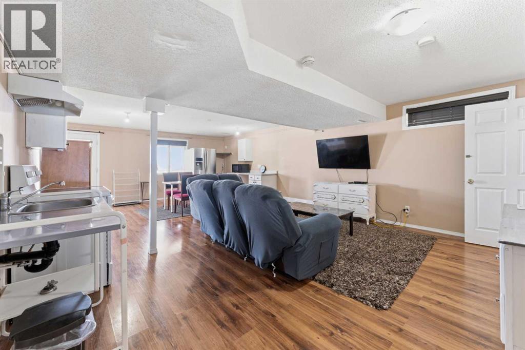21 Panamount Crescent NW, Calgary, Alberta  T3K 5L7 - Photo 23 - A2304032