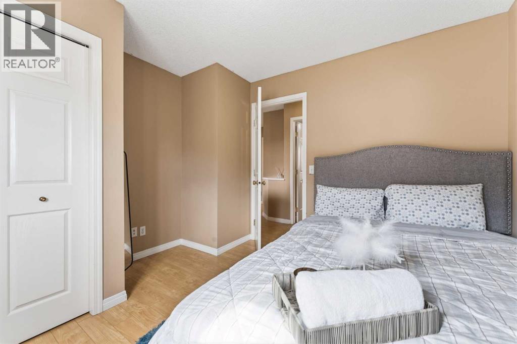 21 Panamount Crescent NW, Calgary, Alberta  T3K 5L7 - Photo 15 - A2304032