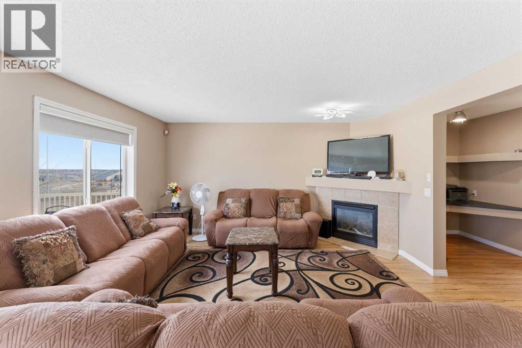 21 Panamount Crescent NW, Calgary, Alberta  T3K 5L7 - Photo 8 - A2304032