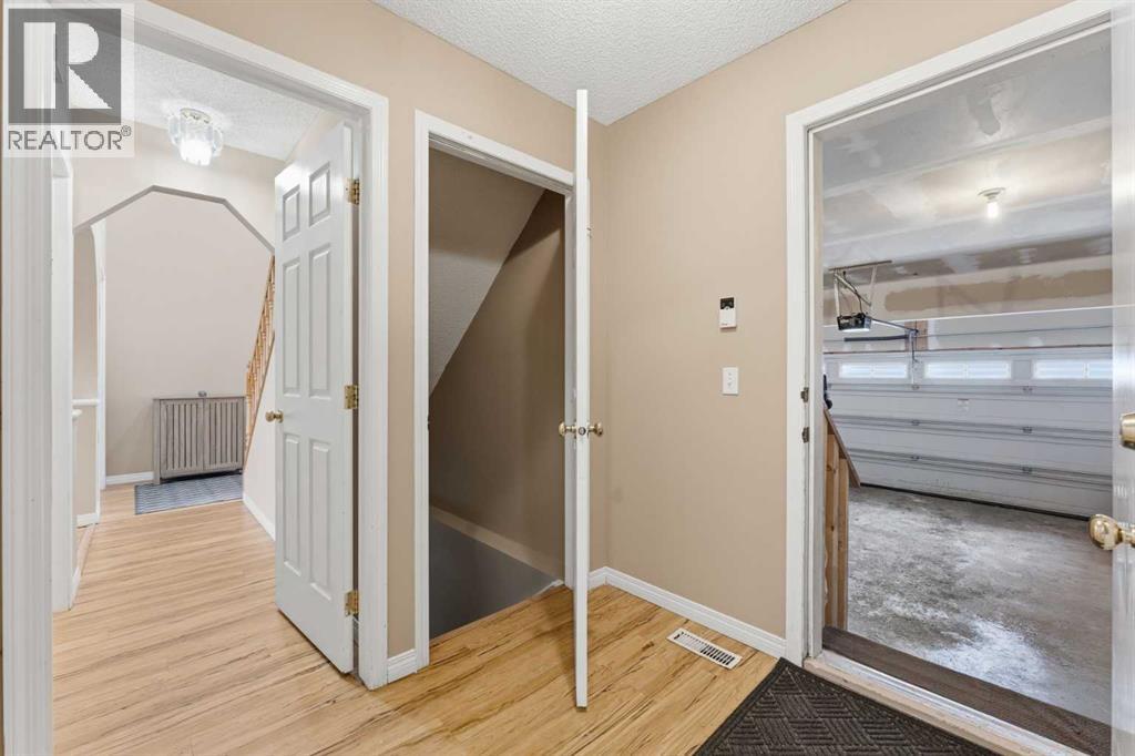 21 Panamount Crescent NW, Calgary, Alberta  T3K 5L7 - Photo 24 - A2304032