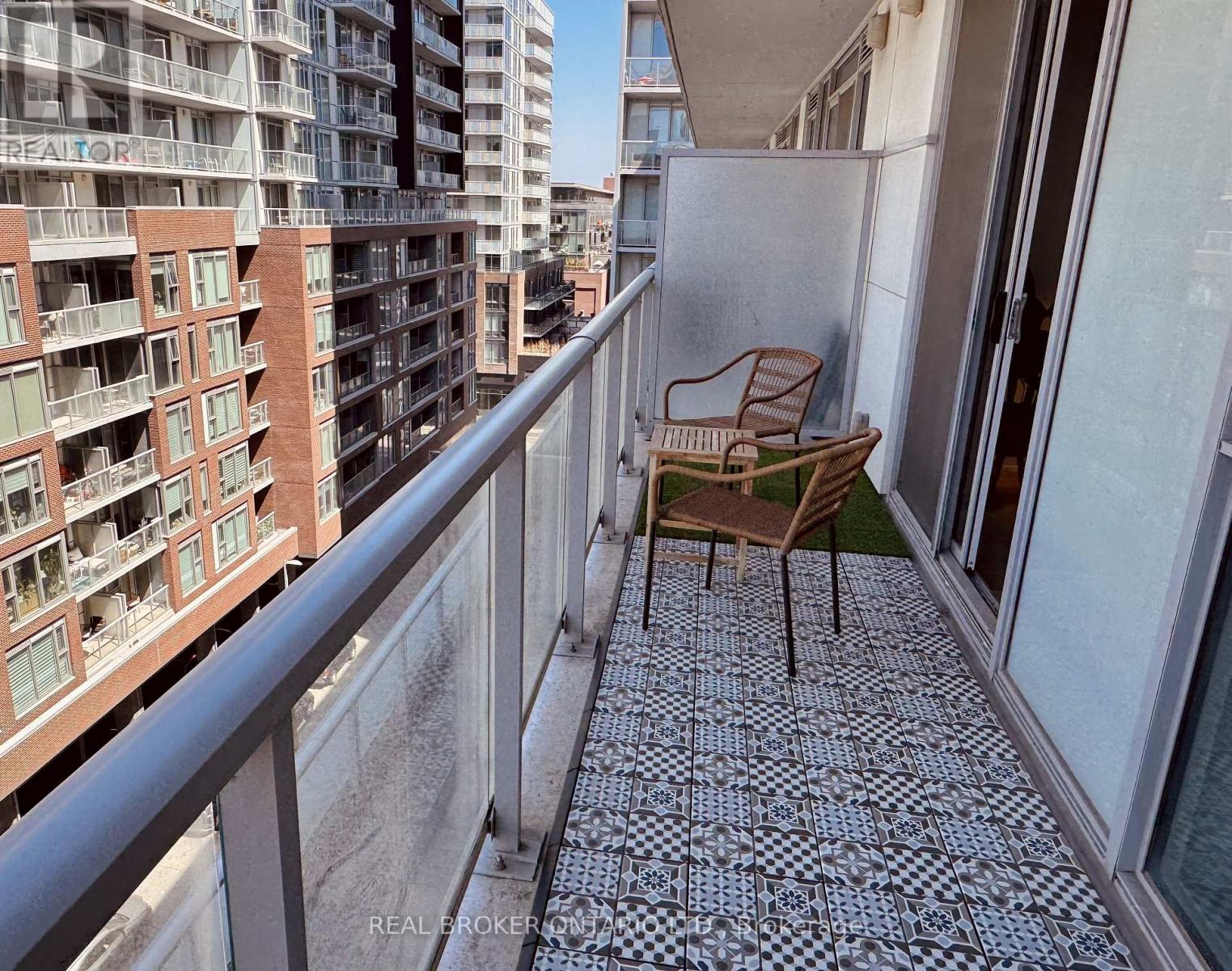 717 - 15 Baseball Place, Toronto, Ontario  M4M 0E6 - Photo 11 - E13147274