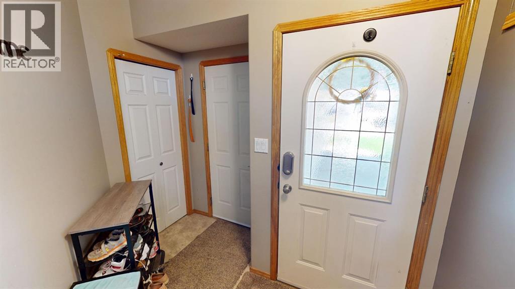 16 Upland Street W, Brooks, Alberta  T1R 1J8 - Photo 3 - A2312613