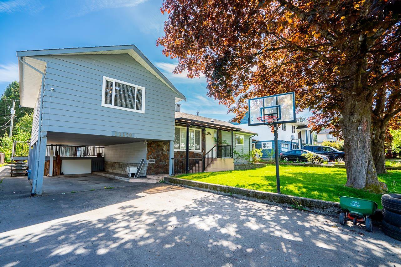 13450 65a Avenue, Surrey, British Columbia  V3W 1Z6 - Photo 2 - R3125488