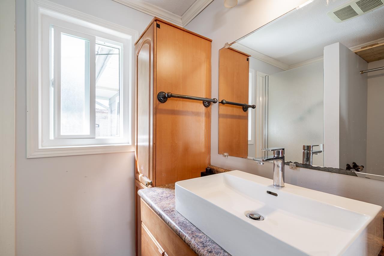 13450 65a Avenue, Surrey, British Columbia  V3W 1Z6 - Photo 21 - R3125488