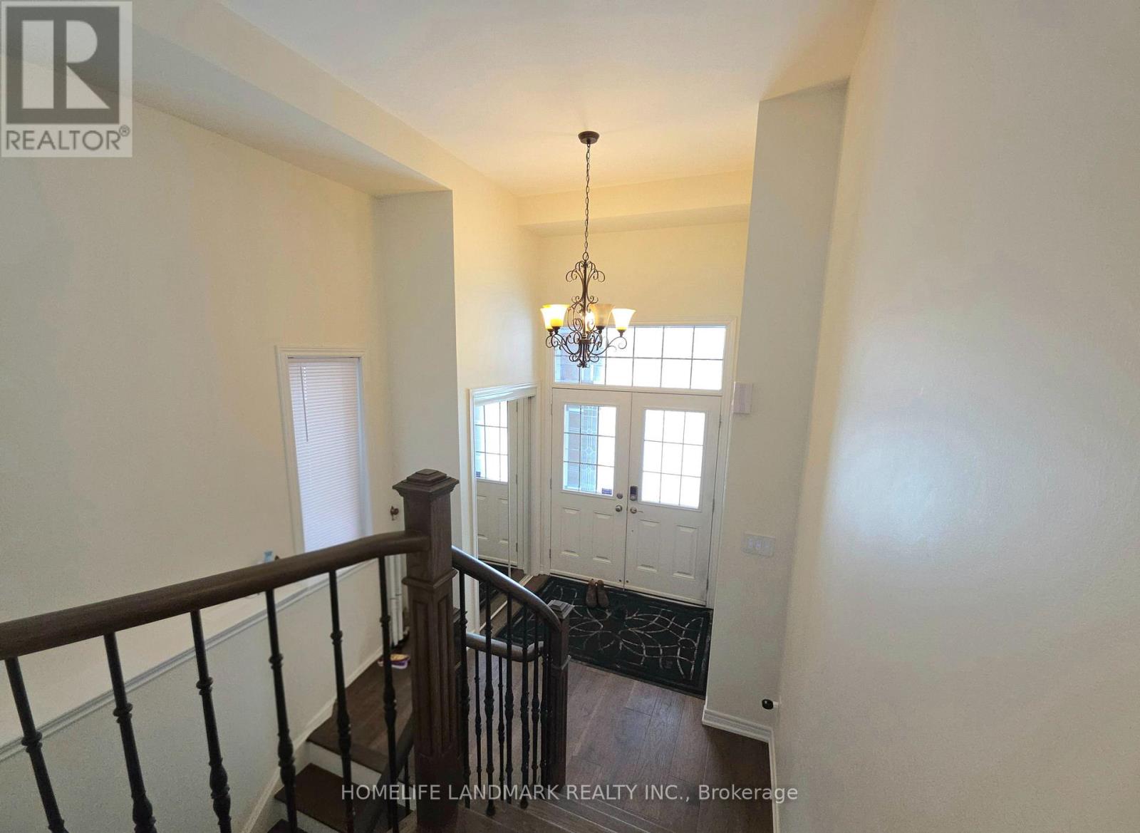 41 Mansard Drive, Richmond Hill, Ontario  L4E 0L7 - Photo 3 - N13147262