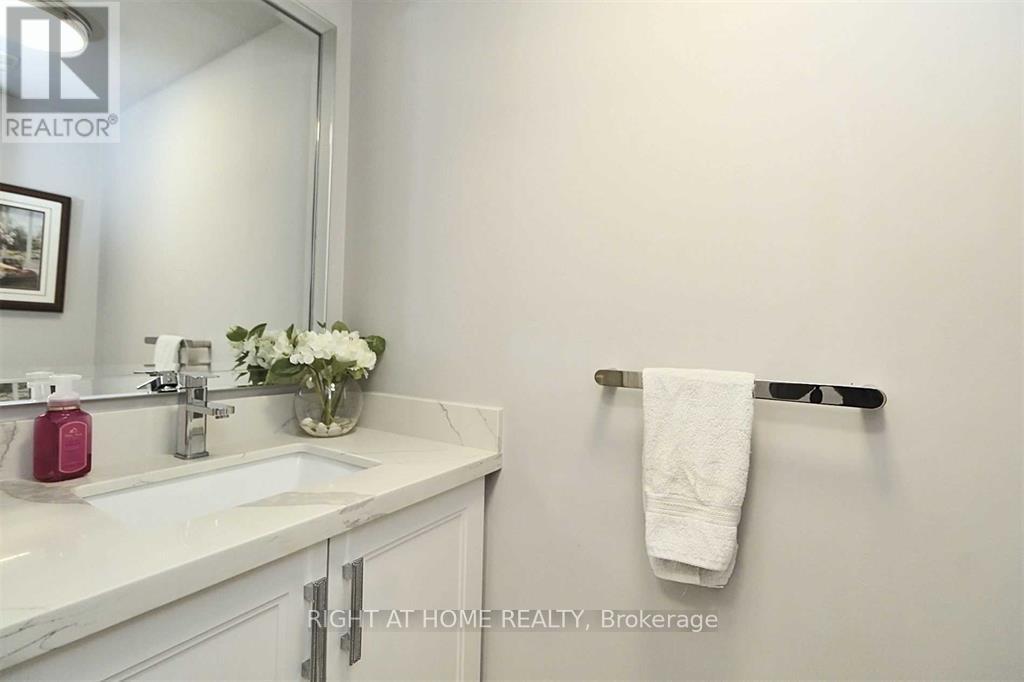 70 Keystar Court, Vaughan, Ontario  L4H 0G9 - Photo 15 - N13147264