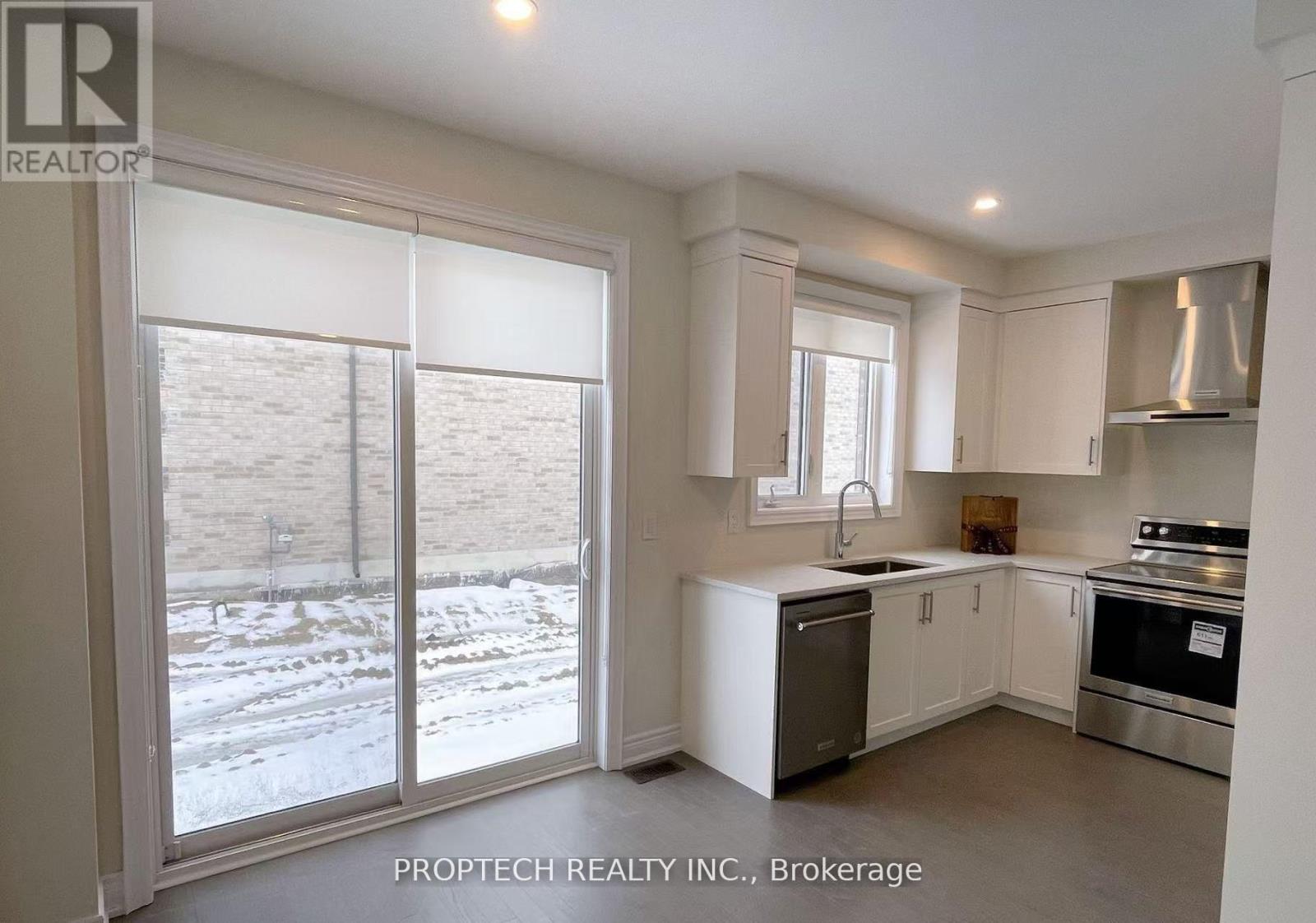 2 Schmeltzer Crescent, Richmond Hill, Ontario  L4E 1K8 - Photo 10 - N13147276