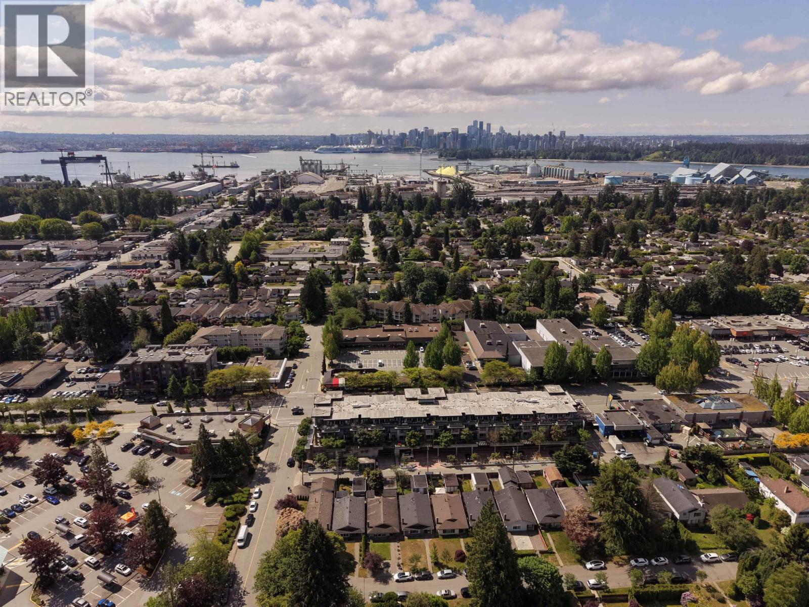 201 1330 Marine Drive, North Vancouver, British Columbia  V7P 1T4 - Photo 24 - R3125401