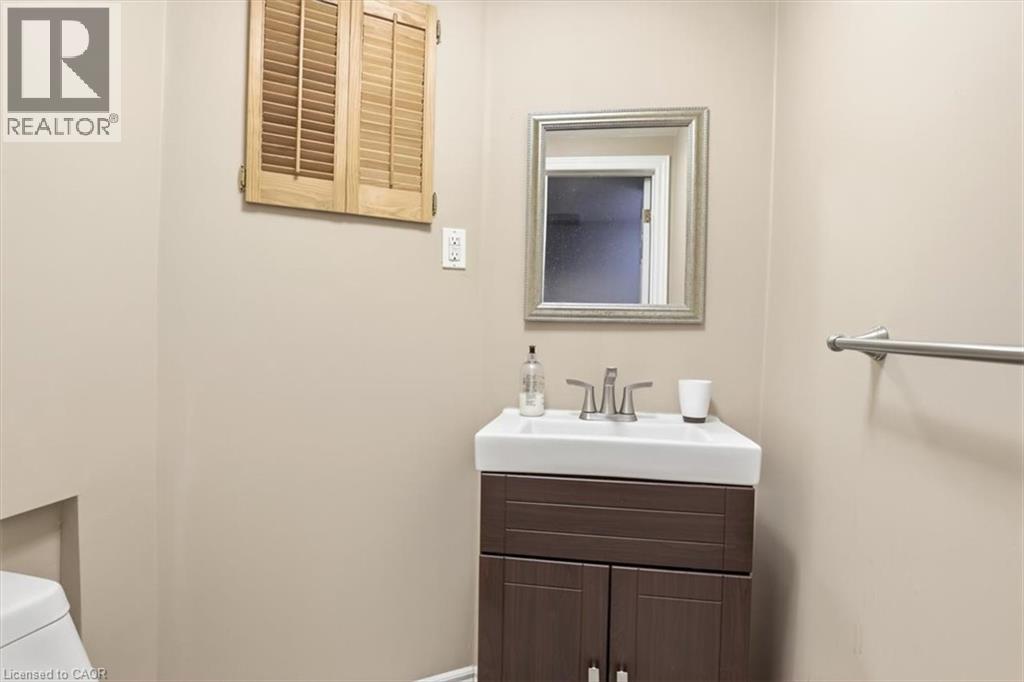 113 Glenecho Court, Waterloo, Ontario  N2K 2R3 - Photo 37 - 40823469