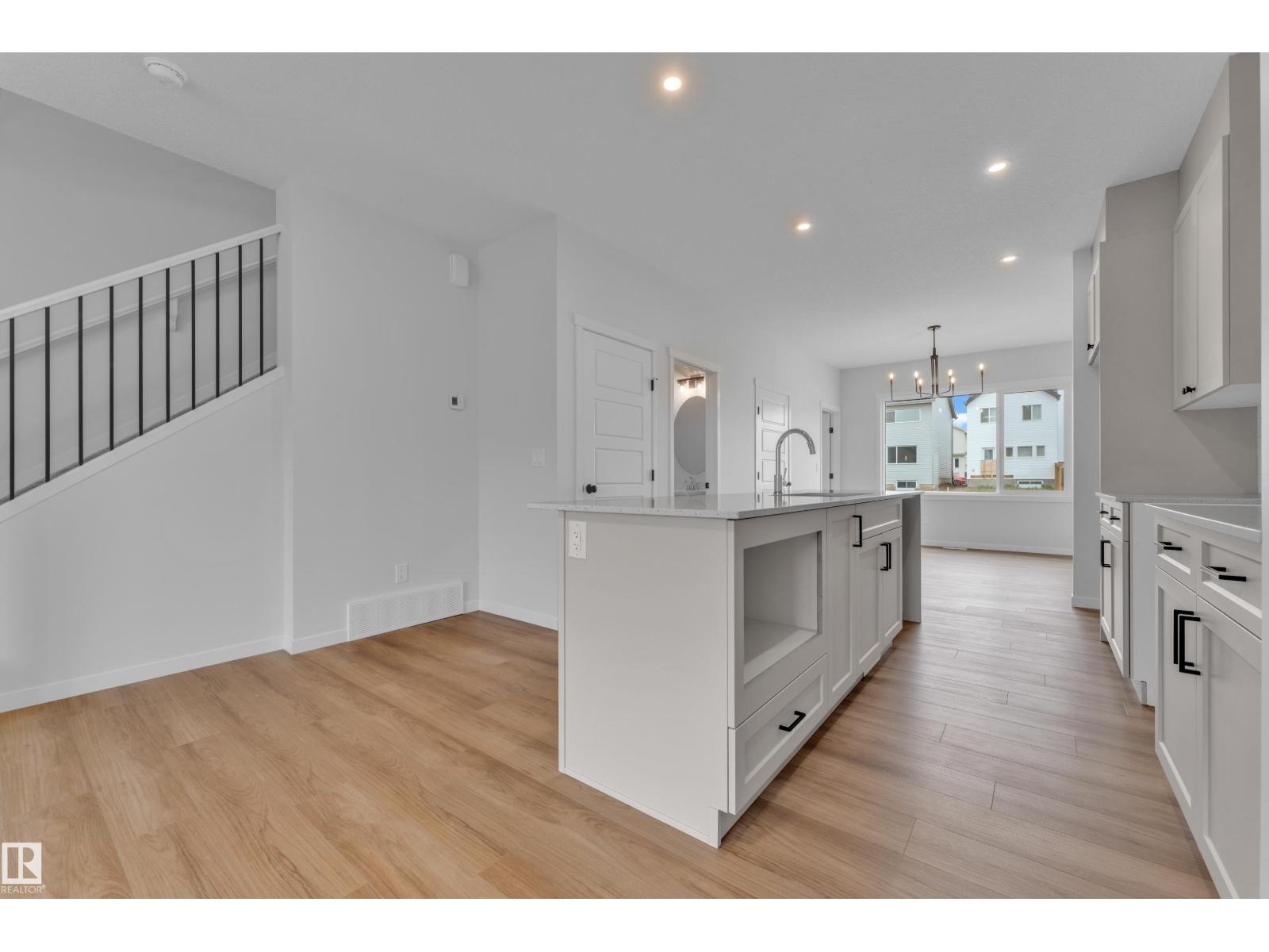 17330 6a St Ne, Edmonton, Alberta  T5Y 4E8 - Photo 11 - E4488687