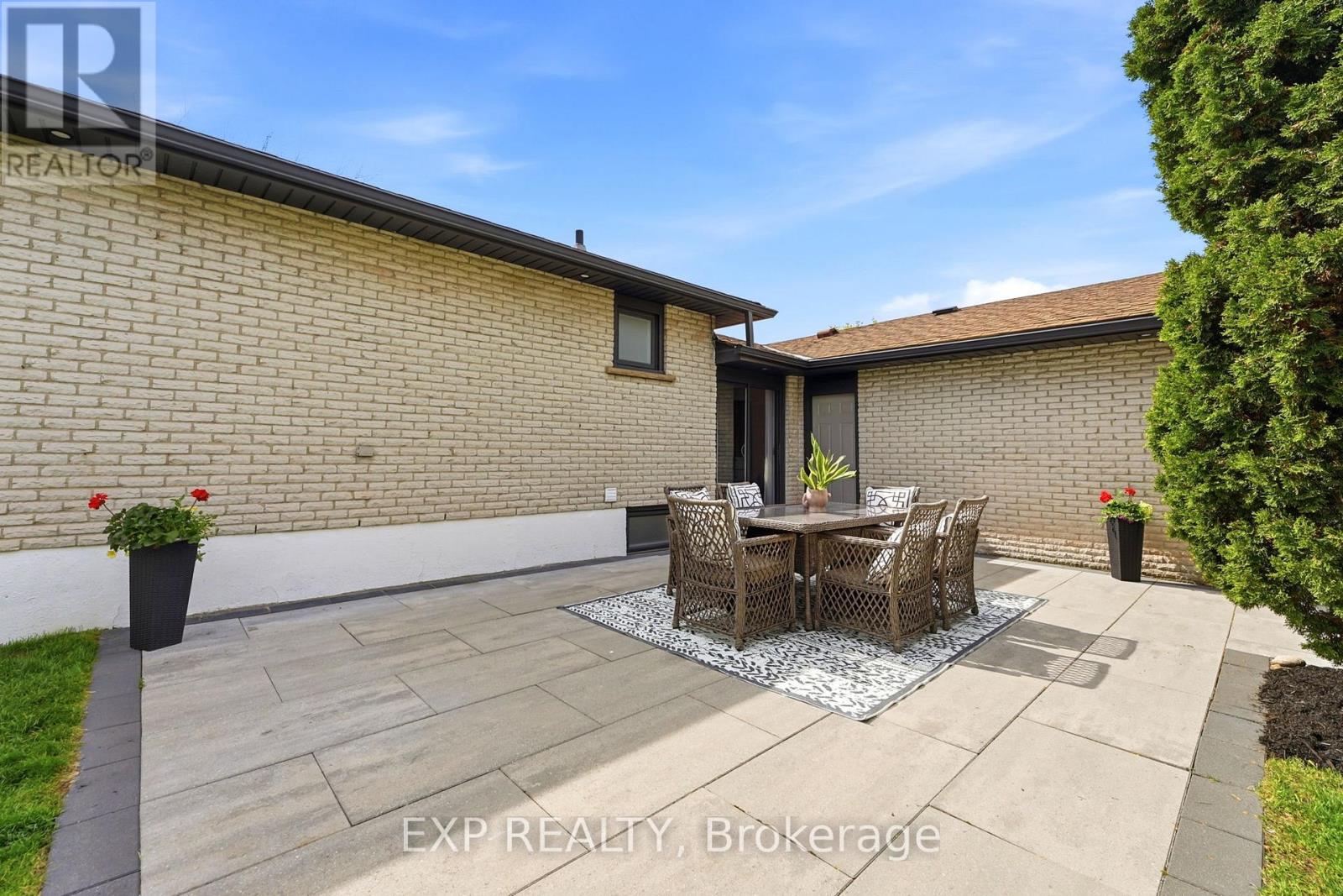 2504 Yarmouth Crescent, Oakville, Ontario  L6L 2M8 - Photo 35 - W13147258