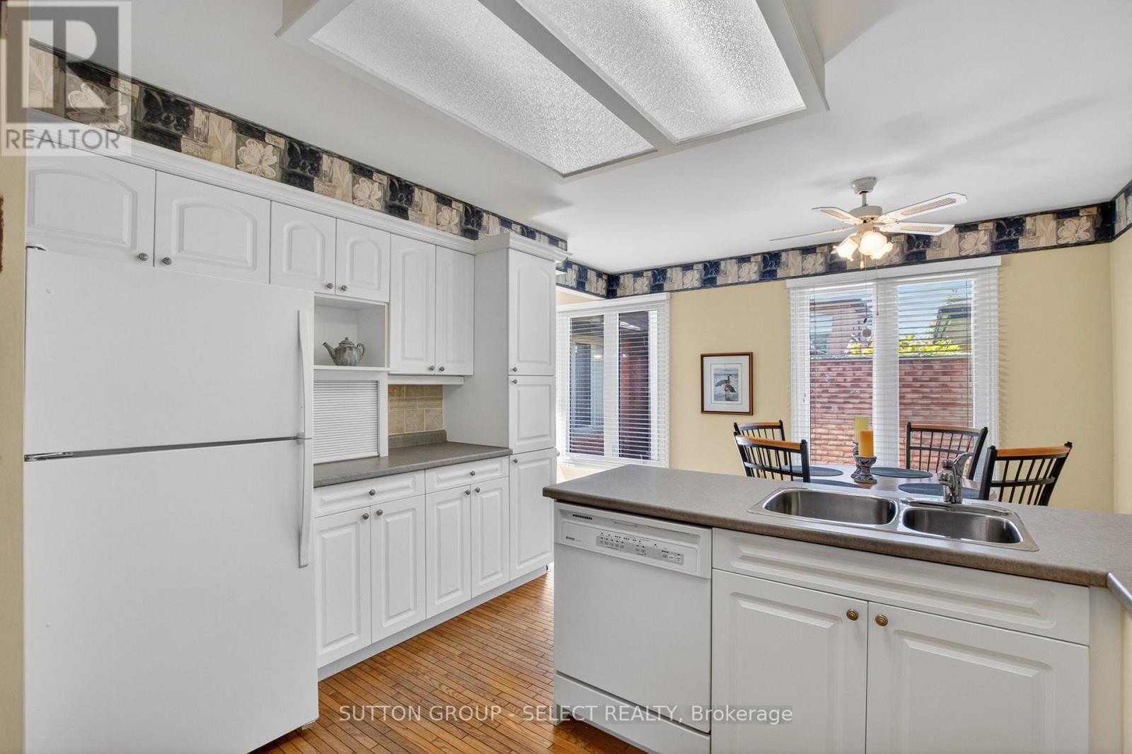 49 - 55 Fiddlers Green Road, London North, Ontario  N6H 4T8 - Photo 14 - X13147134