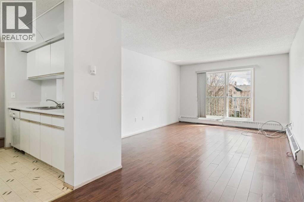 418, 10 Dover Point SE, Calgary, Alberta  T2B 3J8 - Photo 2 - A2308644