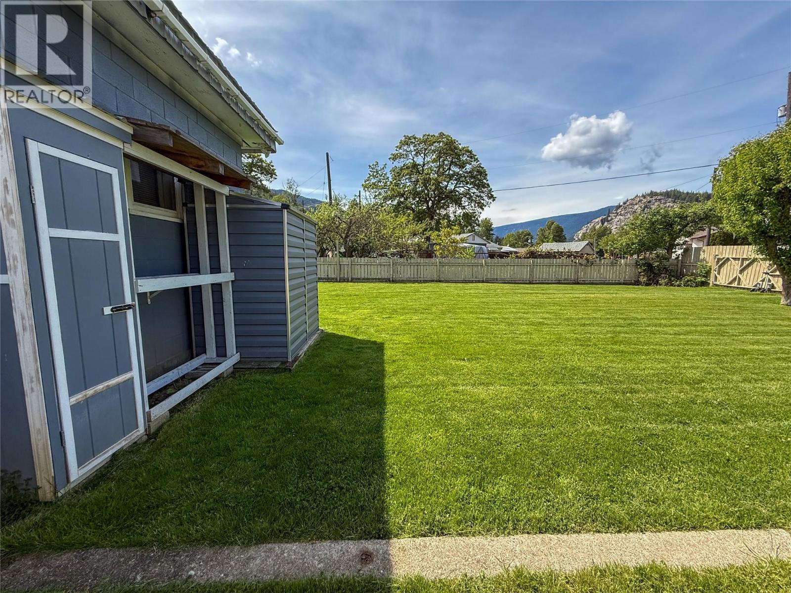 157 Crescent Street, Castlegar, British Columbia  V1N 1B3 - Photo 16 - 10387853