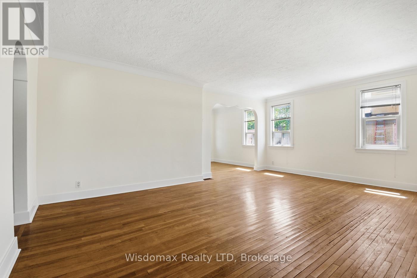 108 Queen Street S, Thorold, Ontario  L2V 3N9 - Photo 12 - X13147290