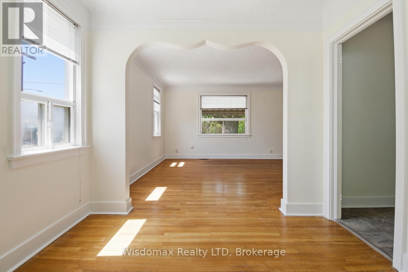 108 Queen Street S, Thorold, Ontario  L2V 3N9 - Photo 15 - X13147290