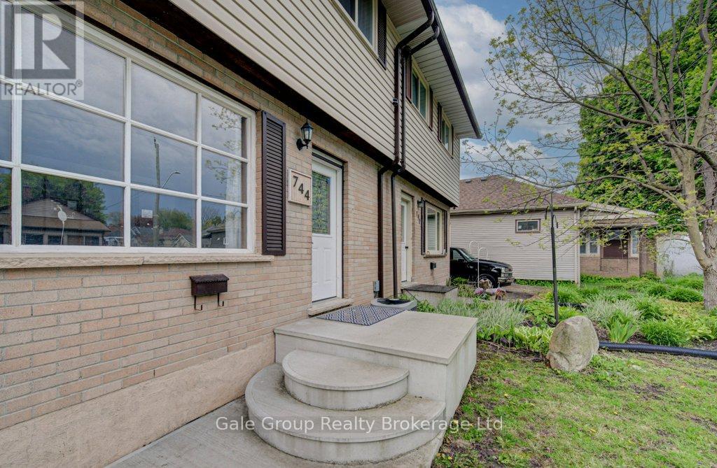 744 Nelson Street, Woodstock, Ontario  N4S 4J1 - Photo 4 - X13147288