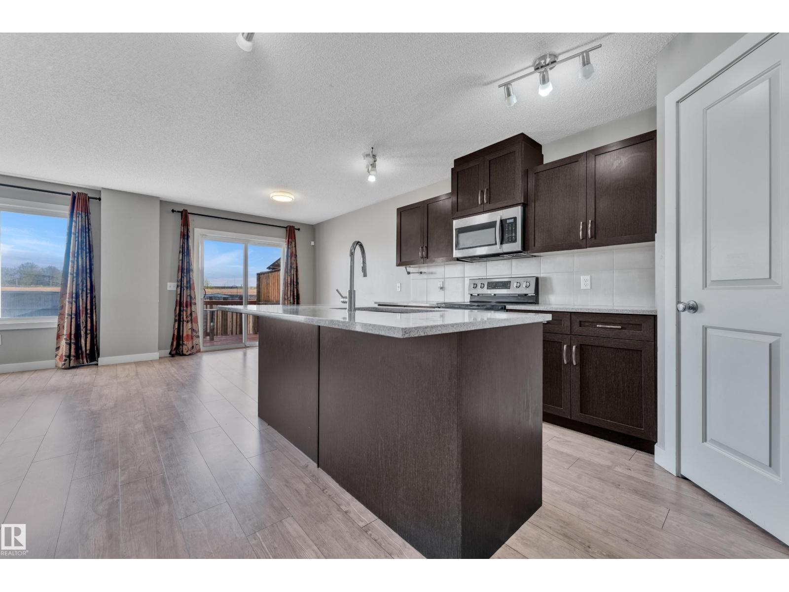 3319 11 Av Nw, Edmonton, Alberta  T6L 2L5 - Photo 10 - E4488691