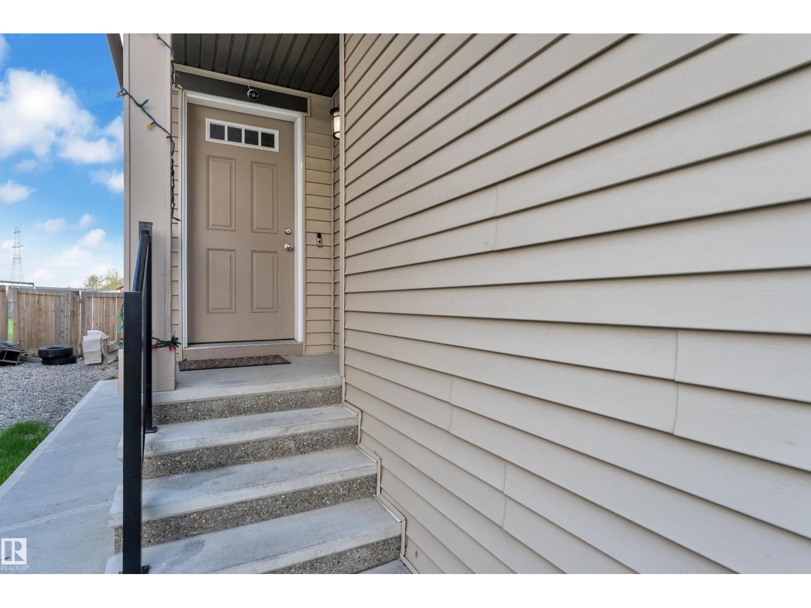 3319 11 Av Nw, Edmonton, Alberta  T6L 2L5 - Photo 4 - E4488691
