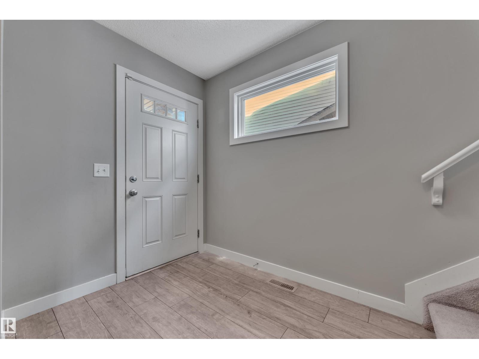 3319 11 Av Nw, Edmonton, Alberta  T6L 2L5 - Photo 5 - E4488691