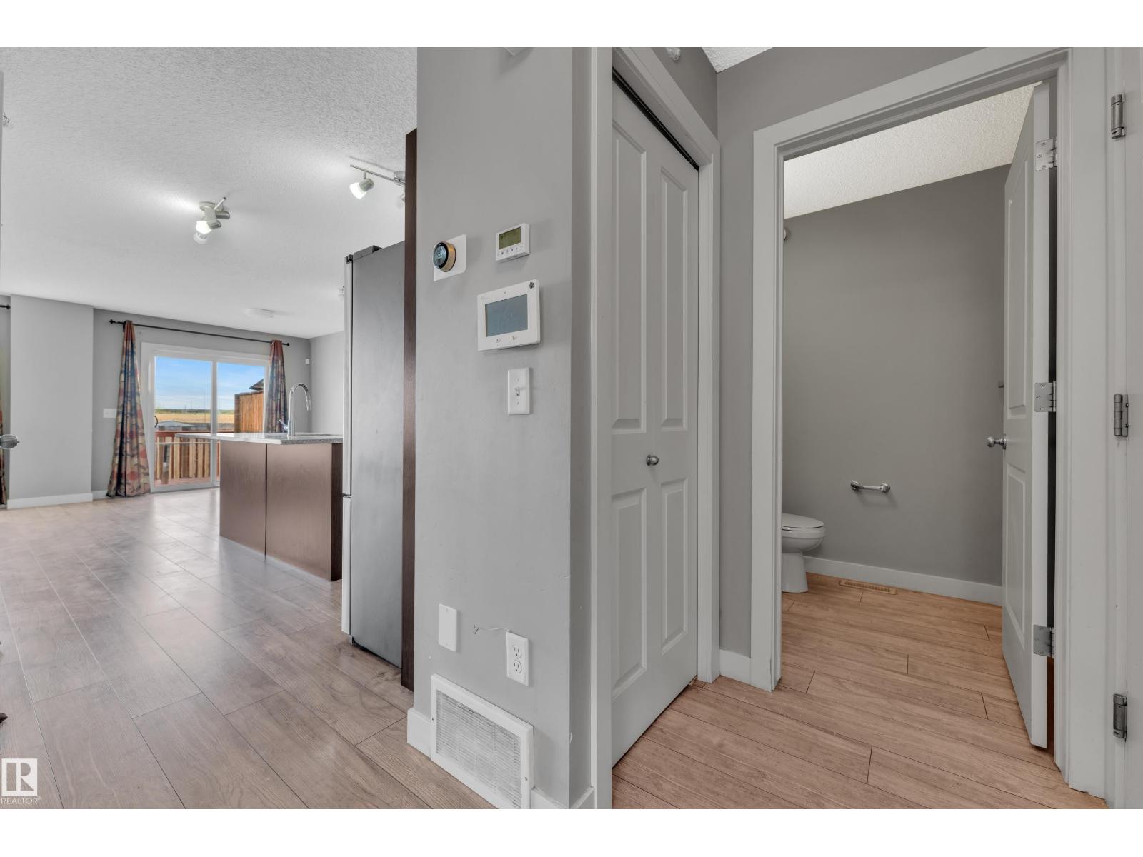 3319 11 Av Nw, Edmonton, Alberta  T6L 2L5 - Photo 9 - E4488691