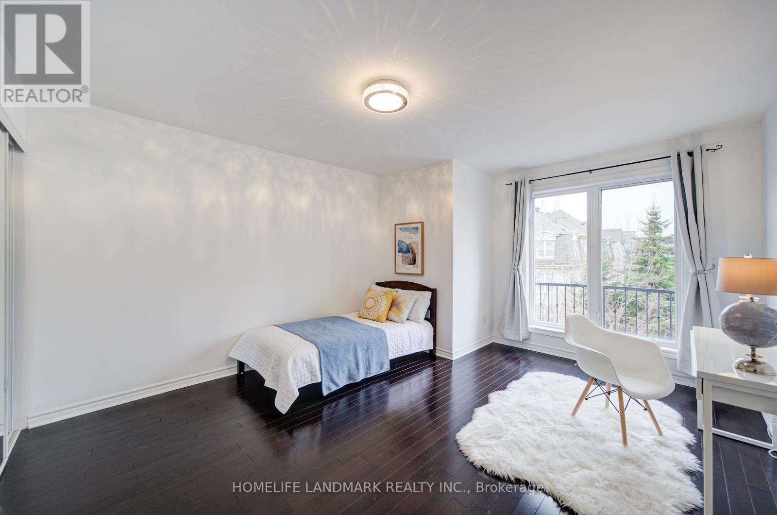 11 Humphrey Gate, Toronto, Ontario  M3C 4B8 - Photo 22 - C13147316
