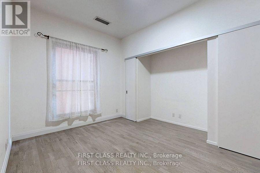 412 - 5 St Joseph Street, Toronto, Ontario  M4Y 1J6 - Photo 5 - C13147342