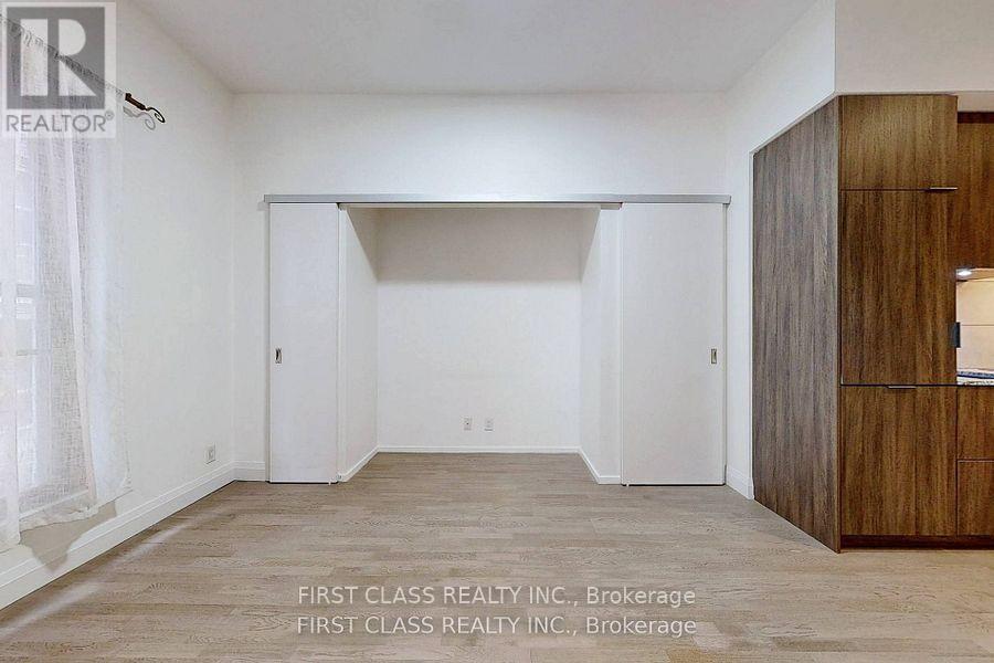 412 - 5 St Joseph Street, Toronto, Ontario  M4Y 1J6 - Photo 6 - C13147342
