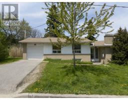 30 CASWELL DRIVE, Toronto, Ontario