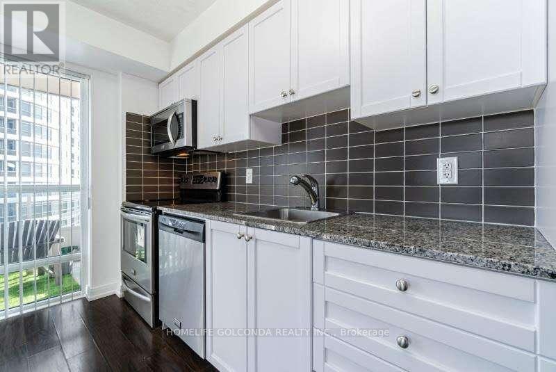 2402 - 151 Village Green Square, Toronto, Ontario M1S 0K5 - Photo 3 - E13147344