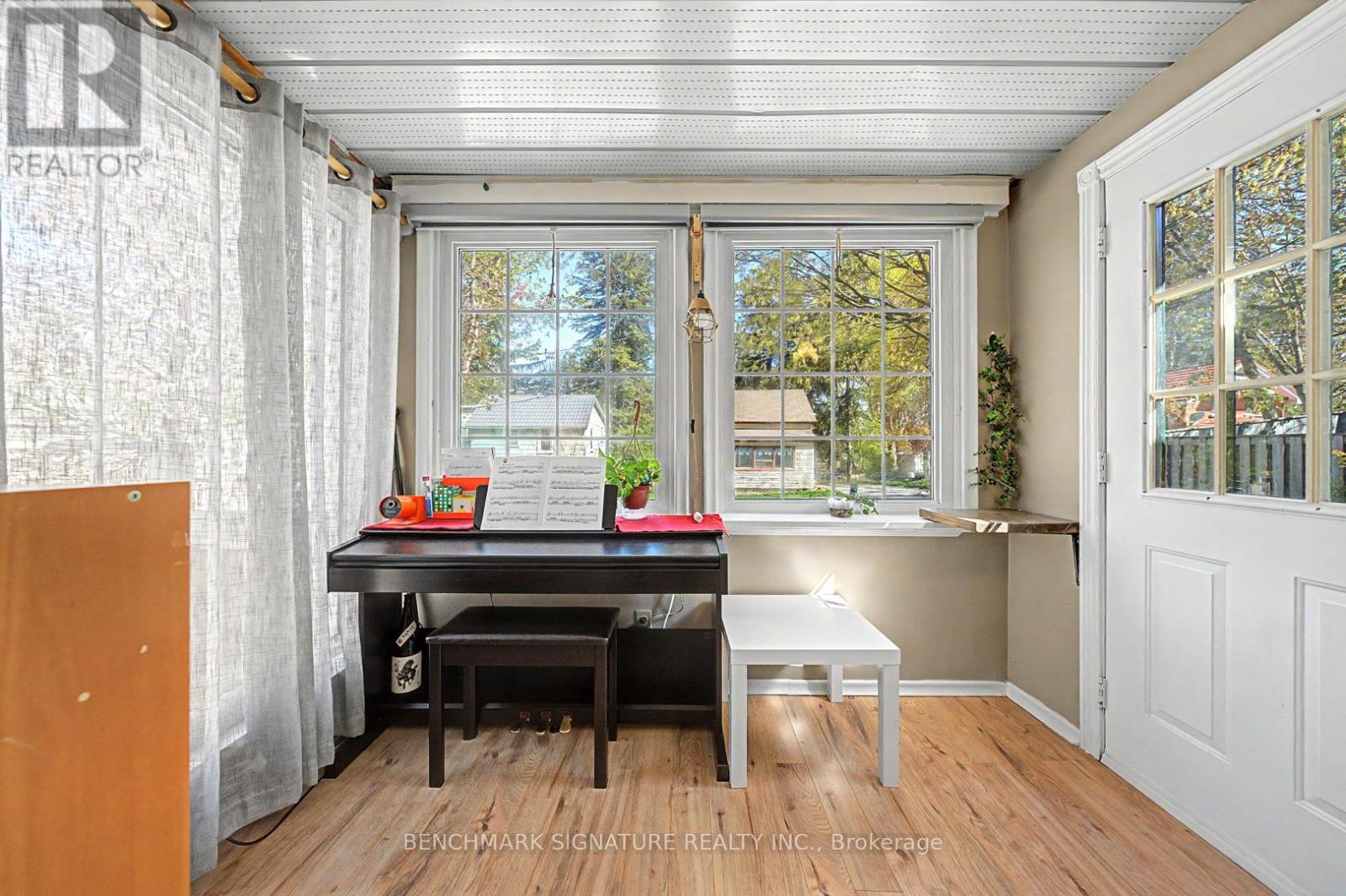 360 Ontario Street, Newmarket, Ontario  L3Y 2K3 - Photo 13 - N13147358