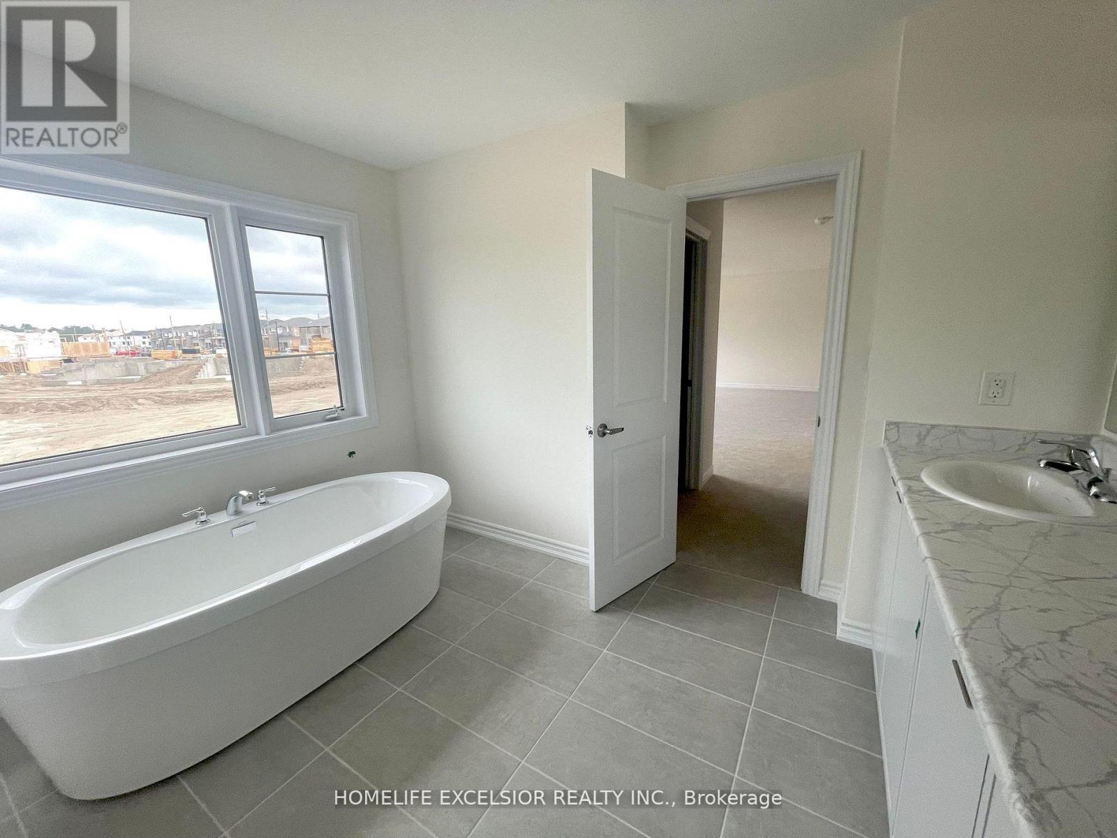 16 Rosanne Circ, Wasaga Beach, Ontario  L9Z 0L4 - Photo 17 - S13147300