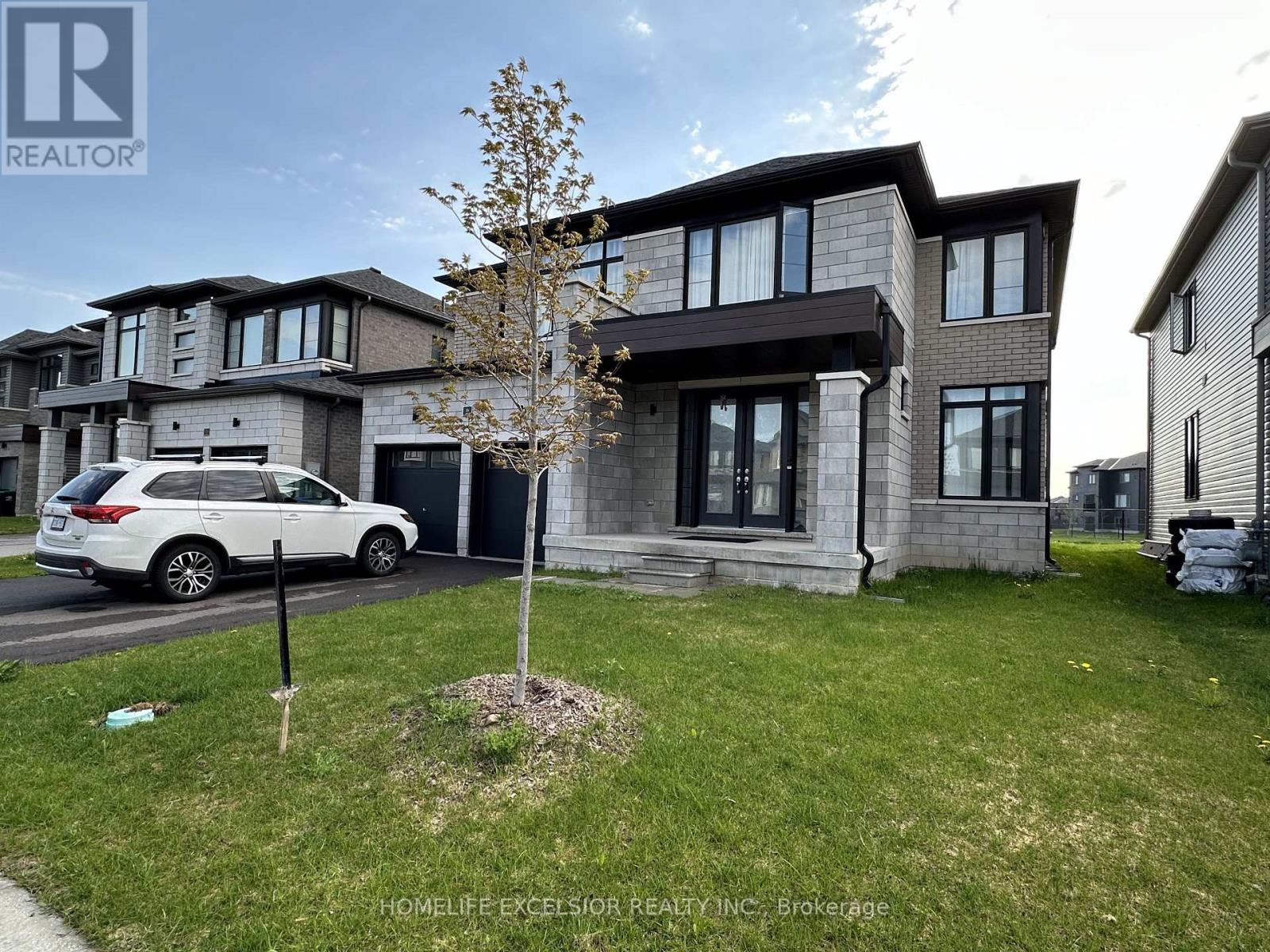 16 Rosanne Circ, Wasaga Beach, Ontario  L9Z 0L4 - Photo 2 - S13147300