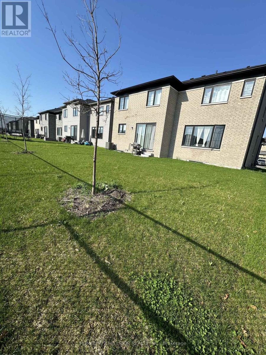 16 Rosanne Circ, Wasaga Beach, Ontario  L9Z 0L4 - Photo 36 - S13147300