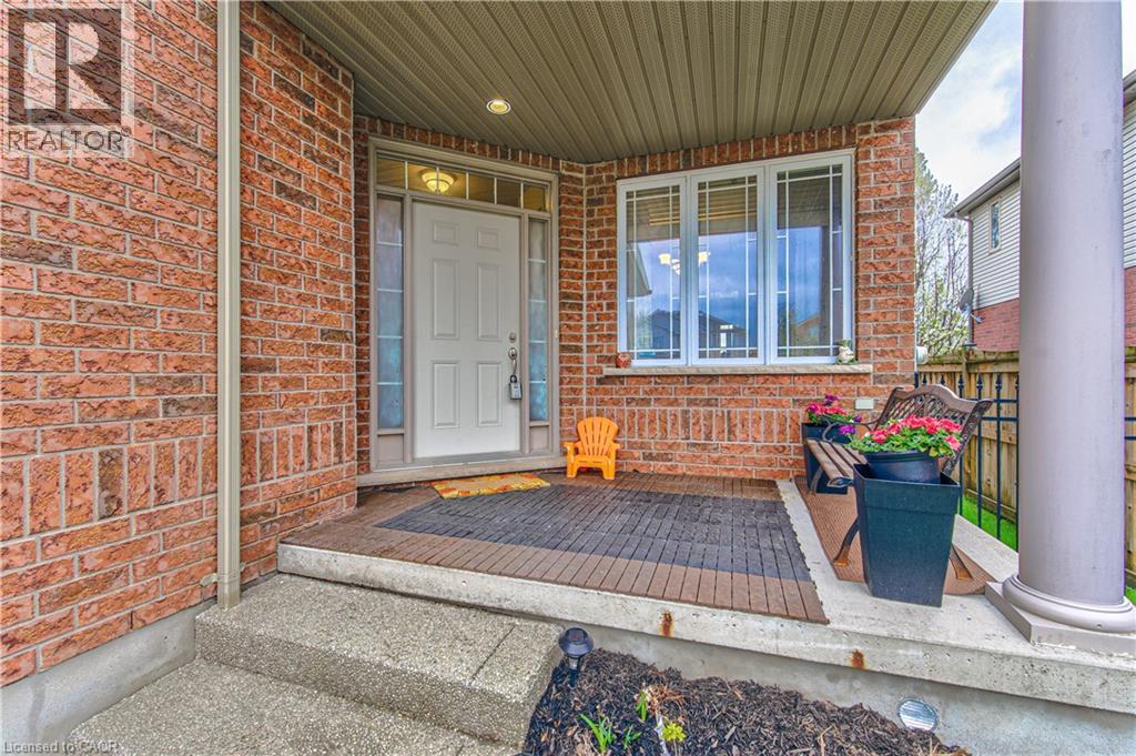455 Westcroft Drive, Waterloo, Ontario  N2T 3A1 - Photo 5 - 40831378