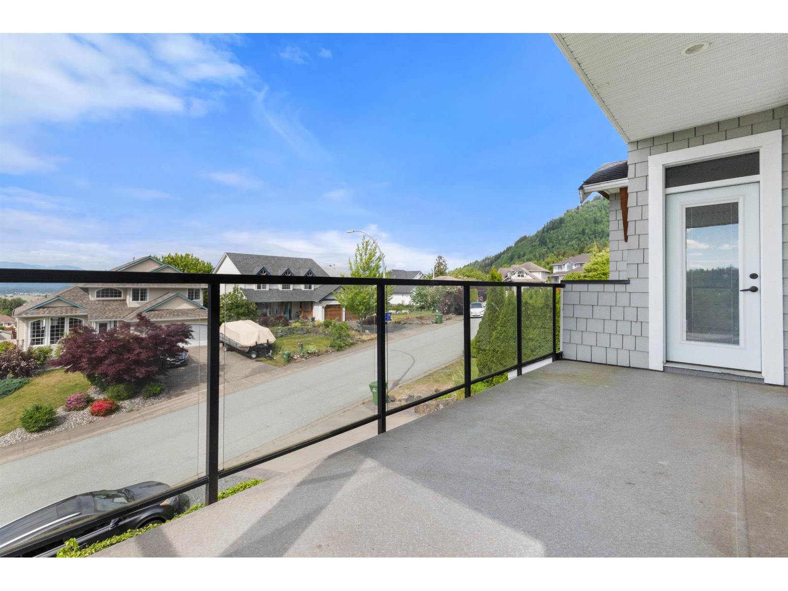 46658 Grove Avenue, Promontory, Chilliwack, British Columbia  V2R 3Y9 - Photo 5 - R3125319