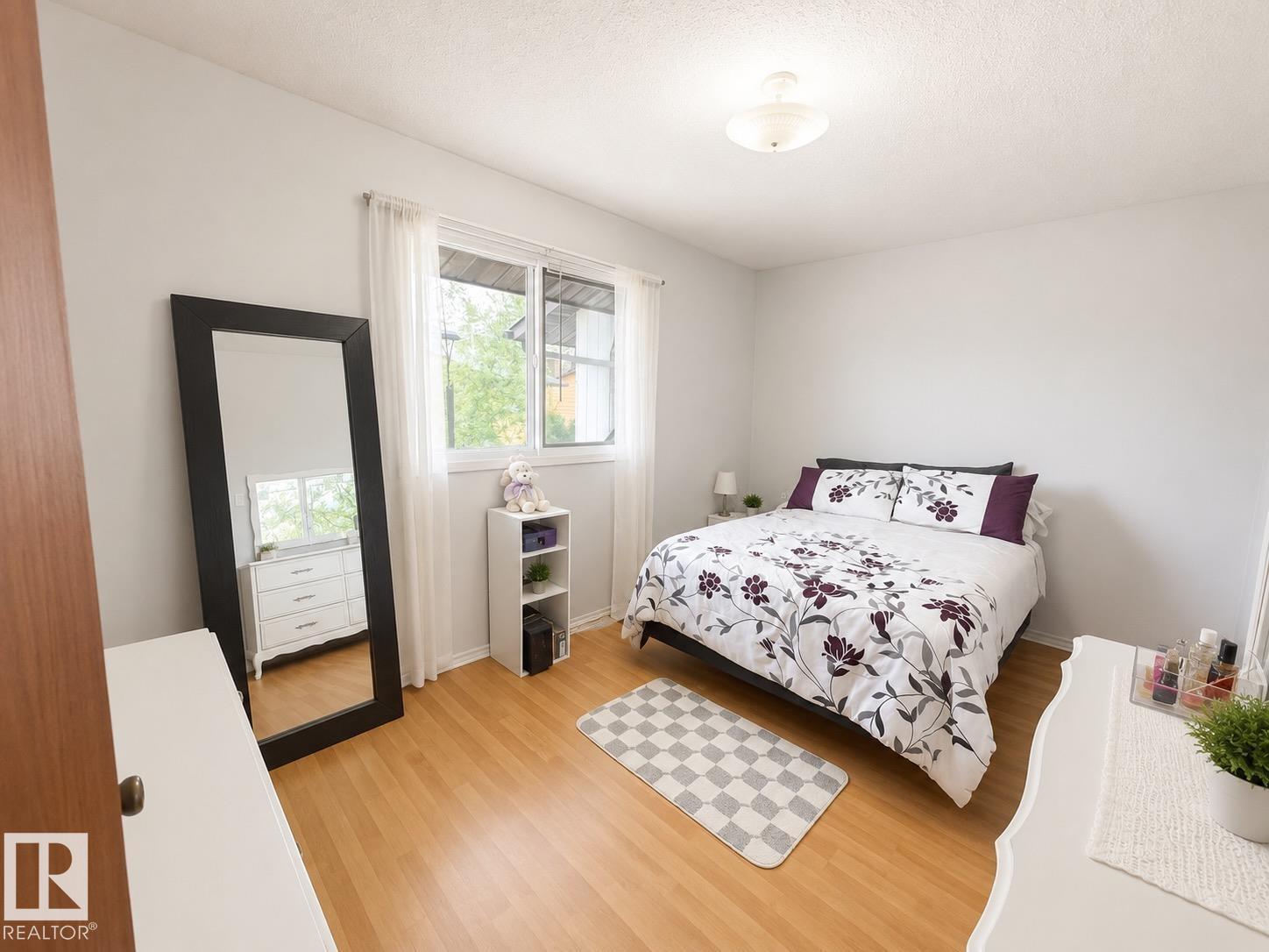 126 Woodstock Nw, Edmonton, Alberta  T5T 0H6 - Photo 6 - E4488693