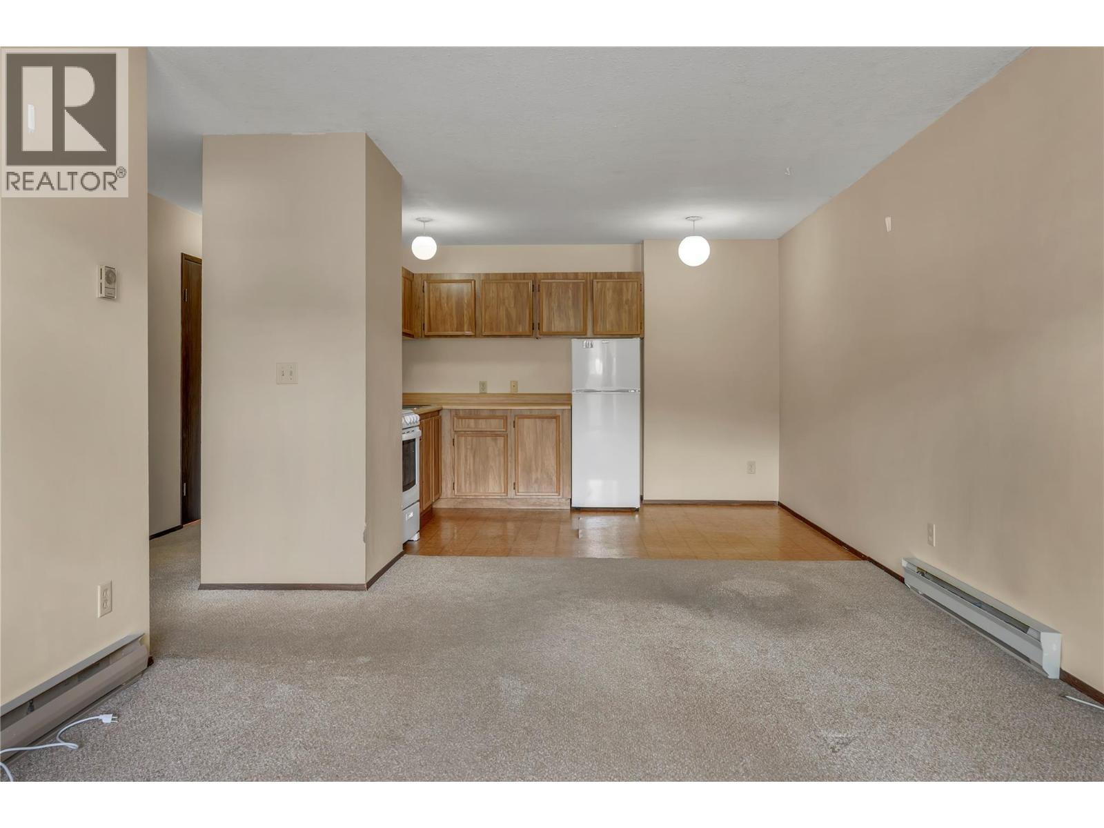 150 Skaha Place Unit# 209, Penticton, British Columbia  V2A 7K1 - Photo 9 - 10388004