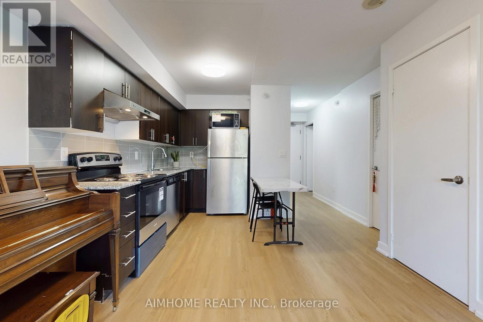 311 - 1420 Dupont Street, Toronto, Ontario  M6H 4J8 - Photo 6 - W13147286