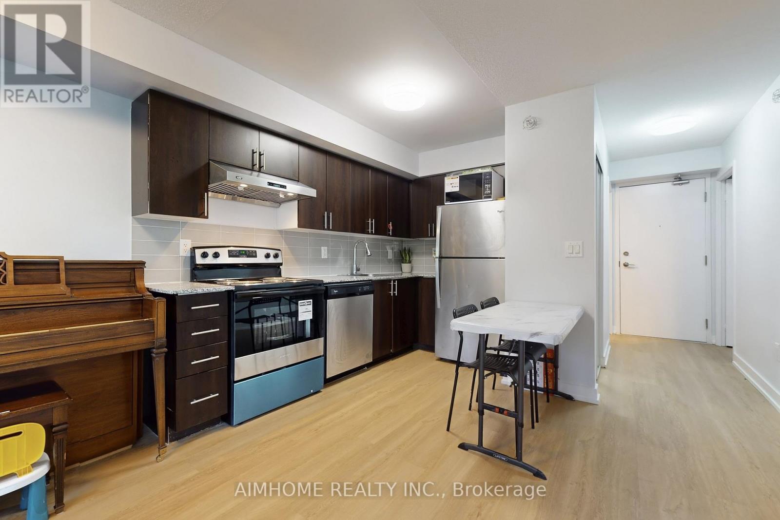 311 - 1420 Dupont Street, Toronto, Ontario  M6H 4J8 - Photo 8 - W13147286